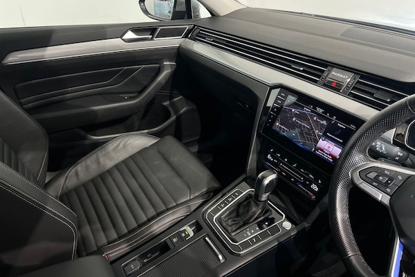 Used Volkswagen Passat 2022 for sale - 75306809: Photo 33