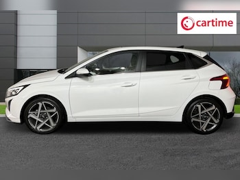 Used Hyundai i20 2024 for sale - 76039824: Photo
