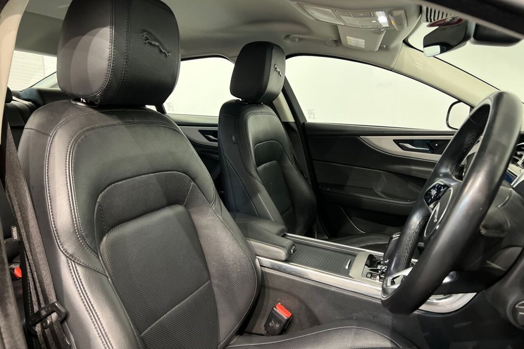 Used Jaguar XE 2021 for sale - 76999139: Photo 22