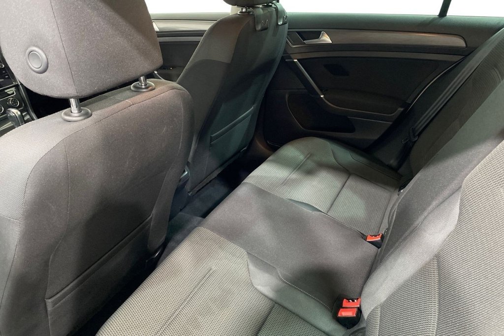 Used Volkswagen Golf 2019 for sale - 76950620: Photo 13