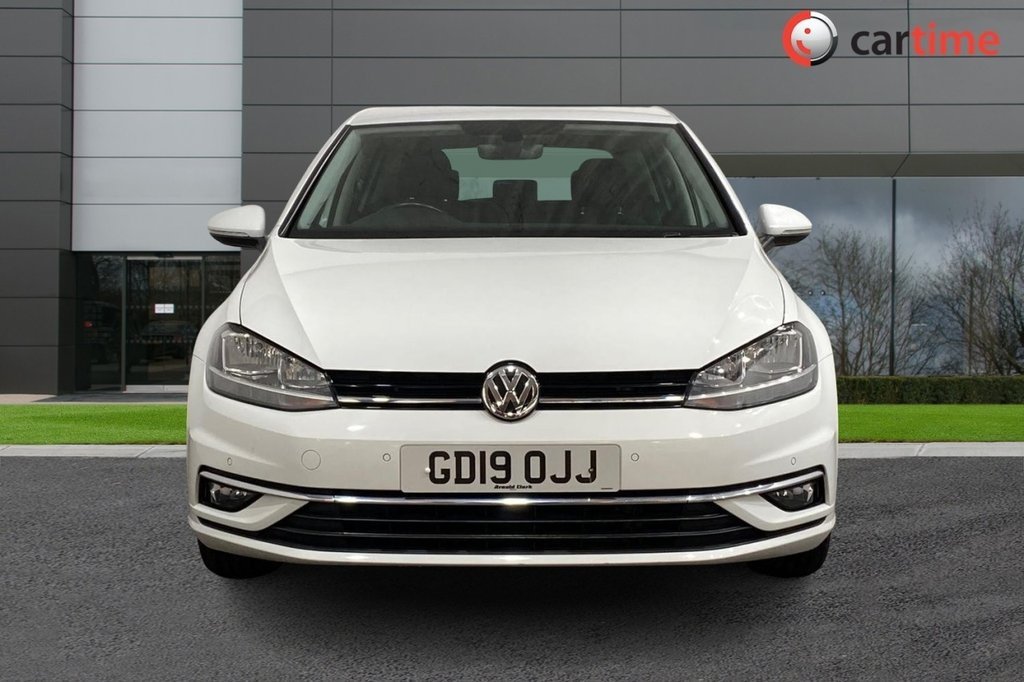 Used Volkswagen Golf 2019 for sale - 76950620: Photo 2