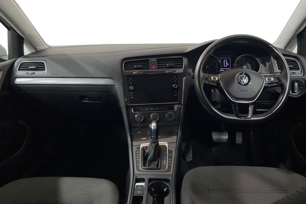 Used Volkswagen Golf 2019 for sale - 76950620: Photo 9