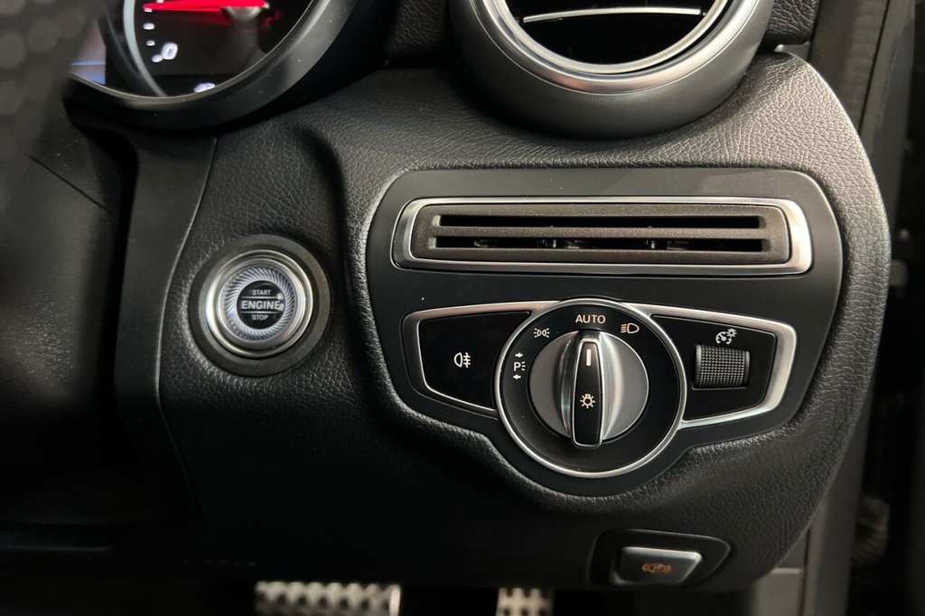 Used Mercedes-Benz C Class 2019 for sale - 76528715: Photo 35