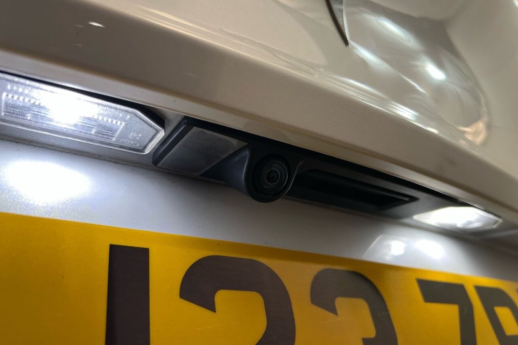 Used Tesla Model Y 2023 for sale - 77188400: Photo 20