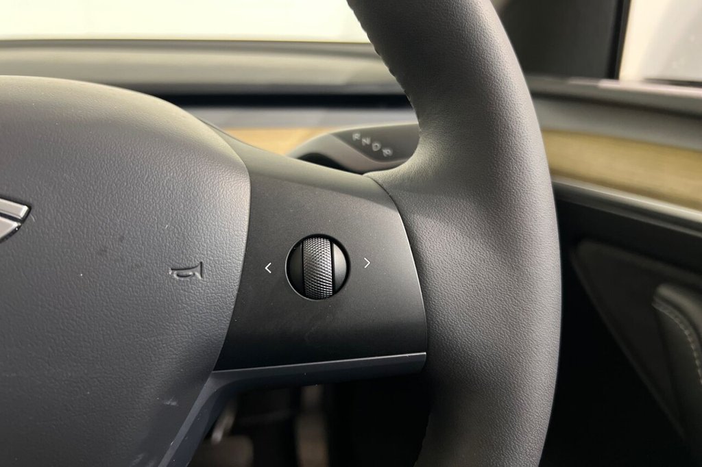 Used Tesla Model Y 2023 for sale - 77188400: Photo 27