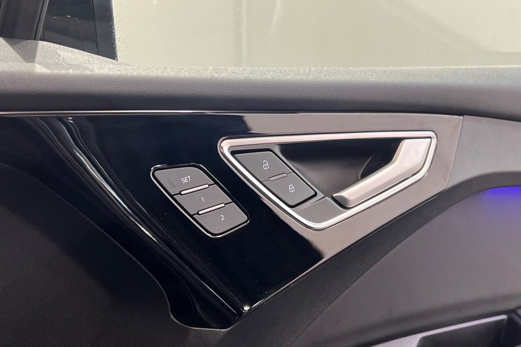 Used Audi Q4 e-tron 2023 for sale - 76389814: Photo 44