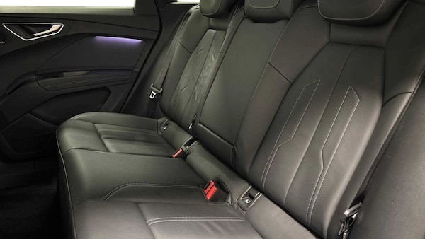 Used Audi Q4 e-tron 2021 for sale - 76210670: Photo 7