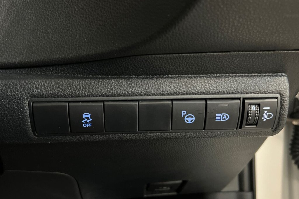 Used Toyota Corolla 2020 for sale - 76304317: Photo 37