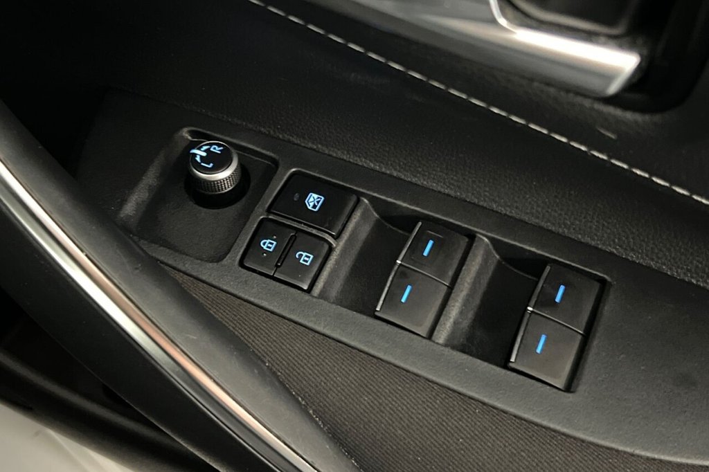 Used Toyota Corolla 2020 for sale - 76304317: Photo 38