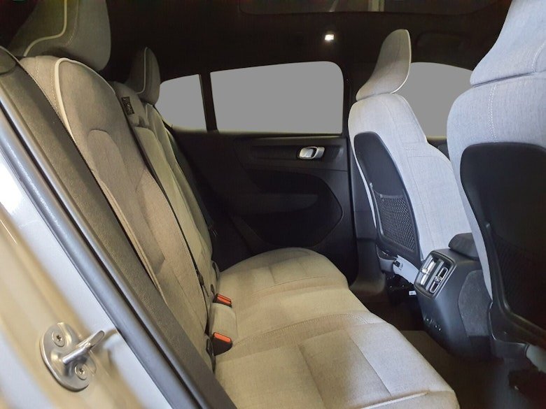 Used Volvo C40 2023 for sale - 77879886: Photo 8