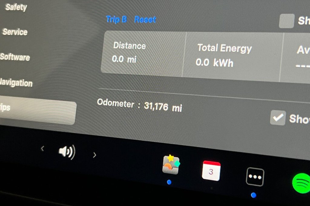 Used Tesla Model 3 2021 for sale - 77372841: Photo 14