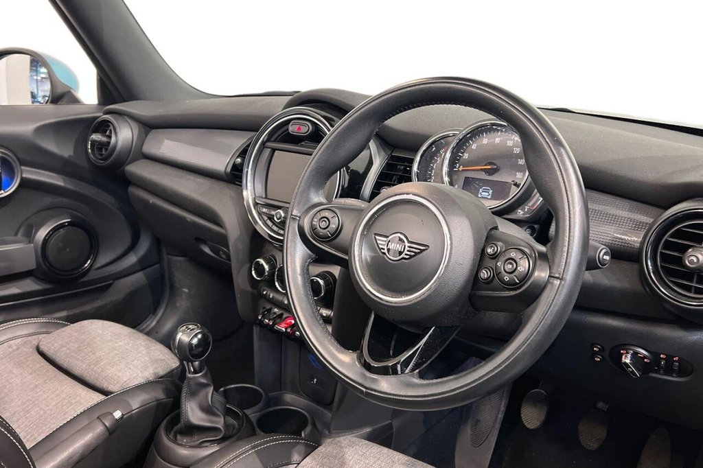 Used MINI Convertible 2018 for sale - 78049579: Photo 9