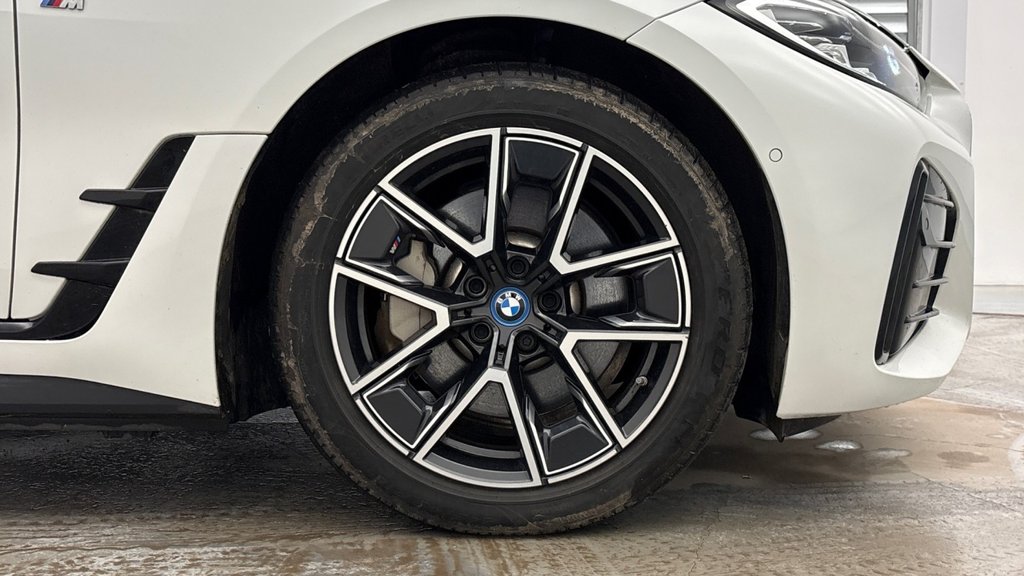 Used BMW i4 2023 for sale - 77835976: Photo 4