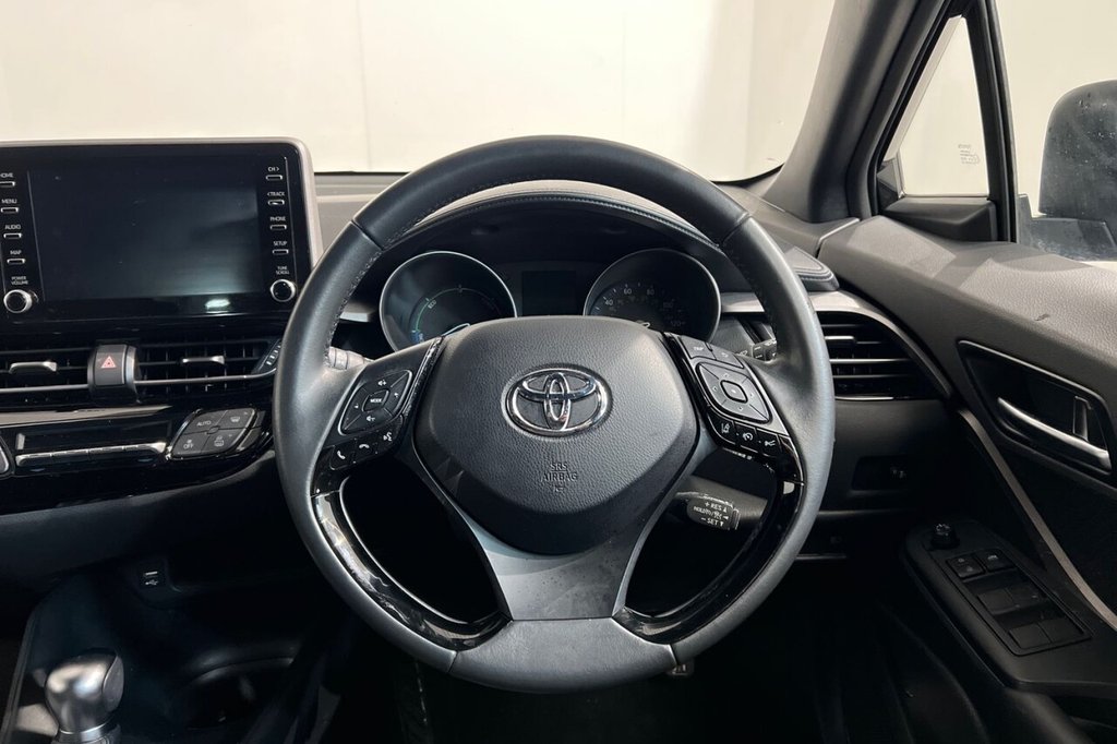 Used Toyota C-HR 2023 for sale - 76901137: Photo 15