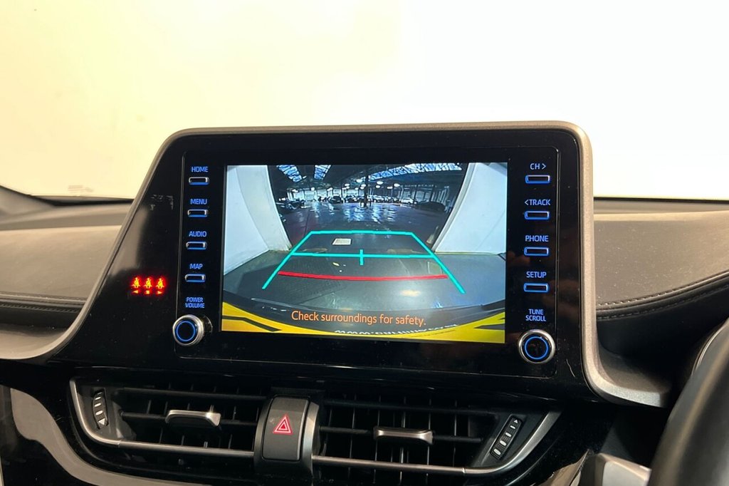 Used Toyota C-HR 2023 for sale - 76901137: Photo 16