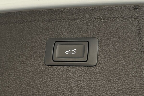 Used Audi Q5 2020 for sale - 75242757: Photo 46