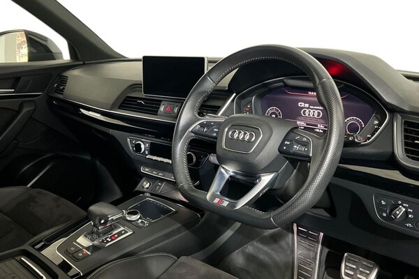 Used Audi Q5 2020 for sale - 75242757: Photo 9