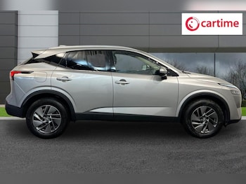 Used Nissan Qashqai 2023 for sale - 76256346: Photo 2
