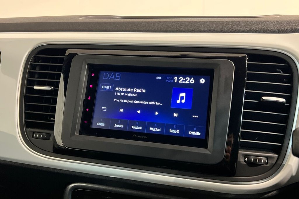 Used Volkswagen Beetle 2017 for sale - 77697863: Photo 16