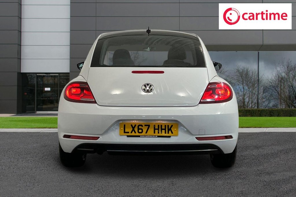 Used Volkswagen Beetle 2017 for sale - 77697863: Photo 6