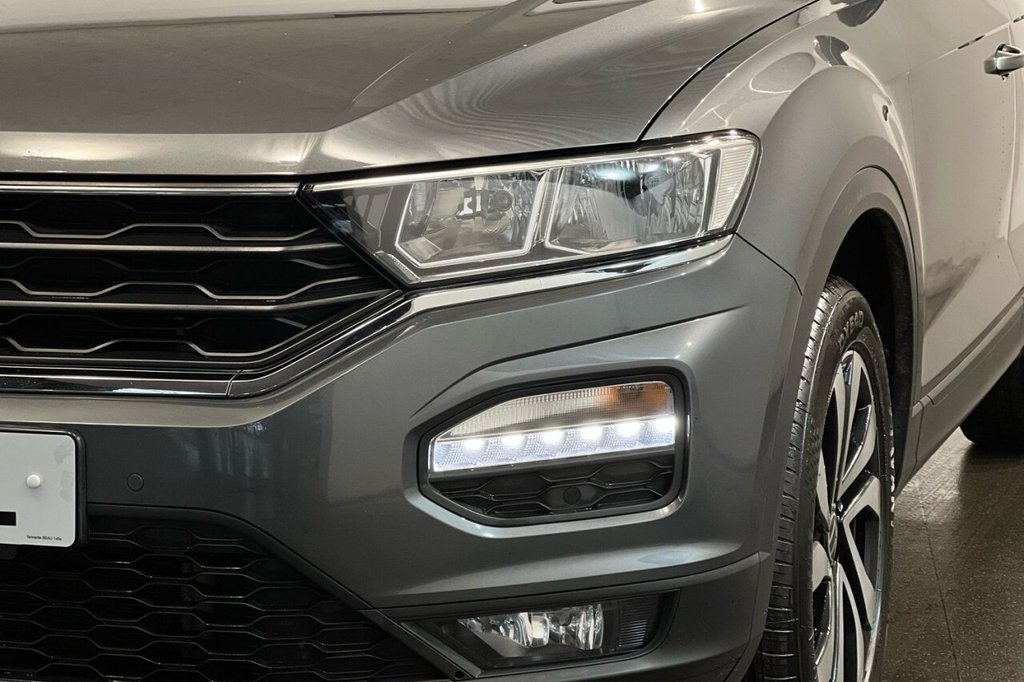 Used Volkswagen T-Roc 2021 for sale - 77356192: Photo 16