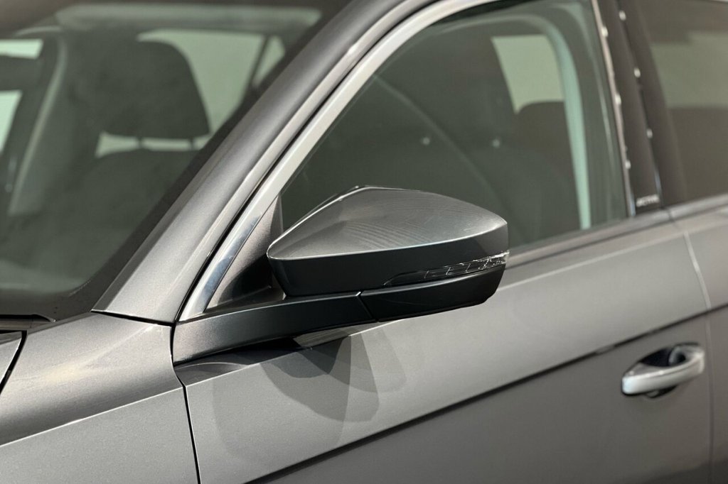 Used Volkswagen T-Roc 2021 for sale - 77356192: Photo 17