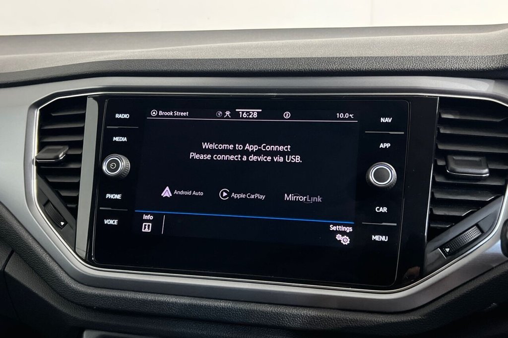 Used Volkswagen T-Roc 2021 for sale - 77356192: Photo 30