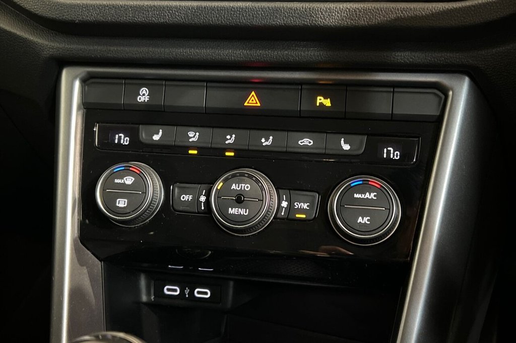 Used Volkswagen T-Roc 2021 for sale - 77356192: Photo 34