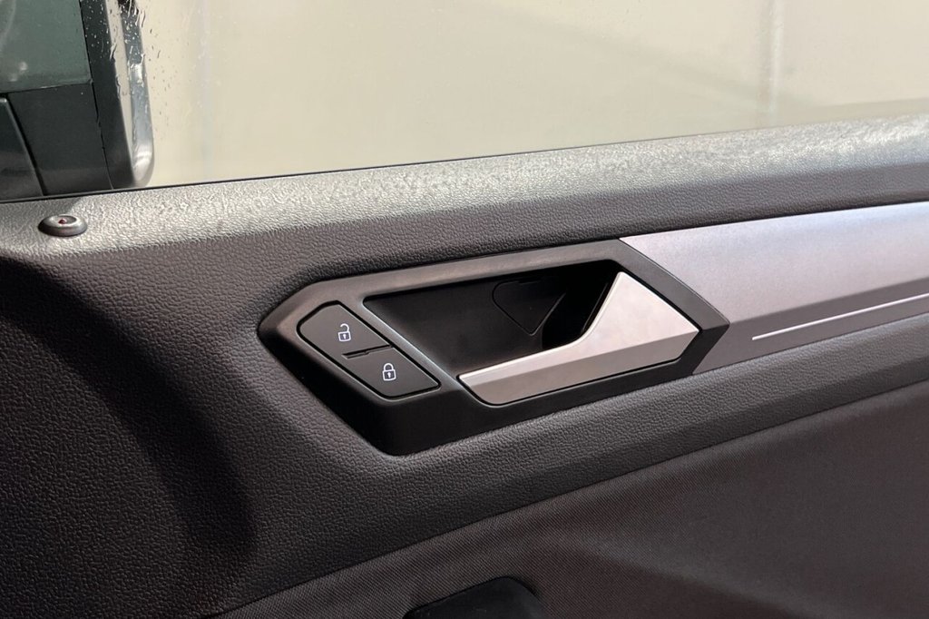 Used Volkswagen T-Roc 2021 for sale - 77356192: Photo 40