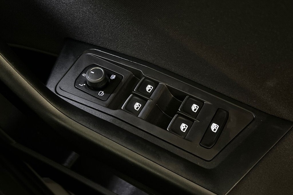 Used Volkswagen T-Roc 2021 for sale - 77356192: Photo 41