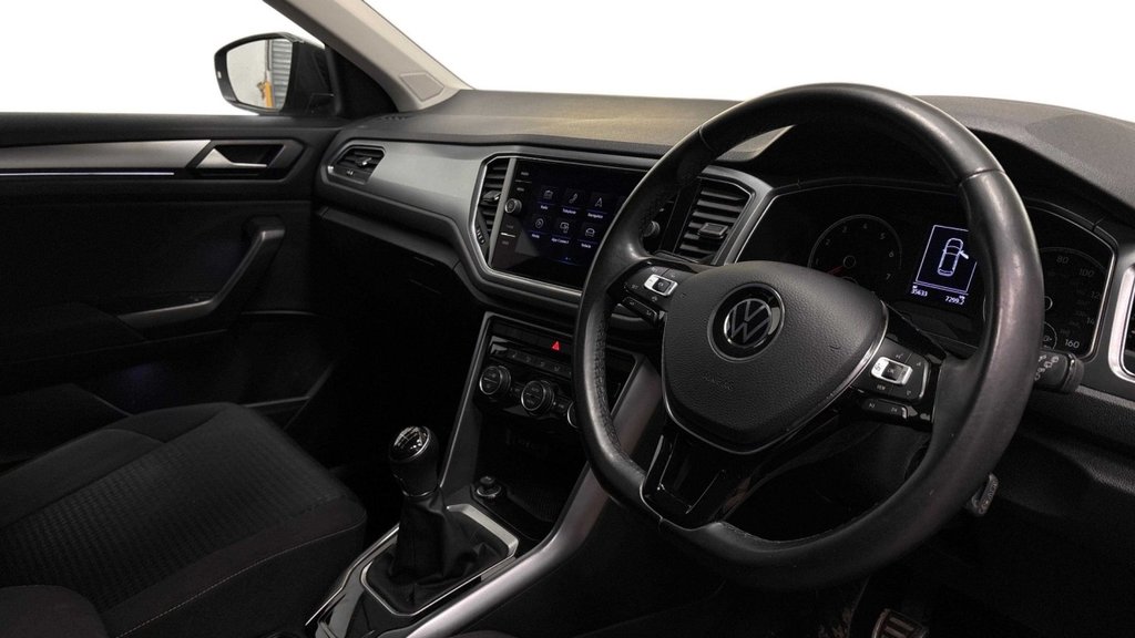 Used Volkswagen T-Roc 2021 for sale - 77356192: Photo 6