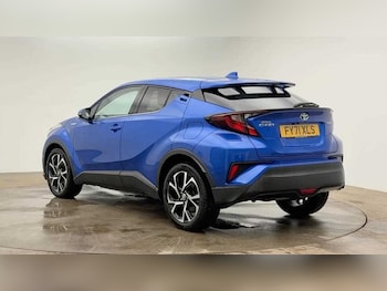 Used Toyota C-HR 2021 for sale - 78068450: Photo