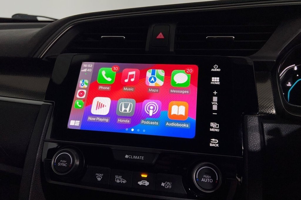 Used Honda Civic 2017 for sale - 76642144: Photo 24