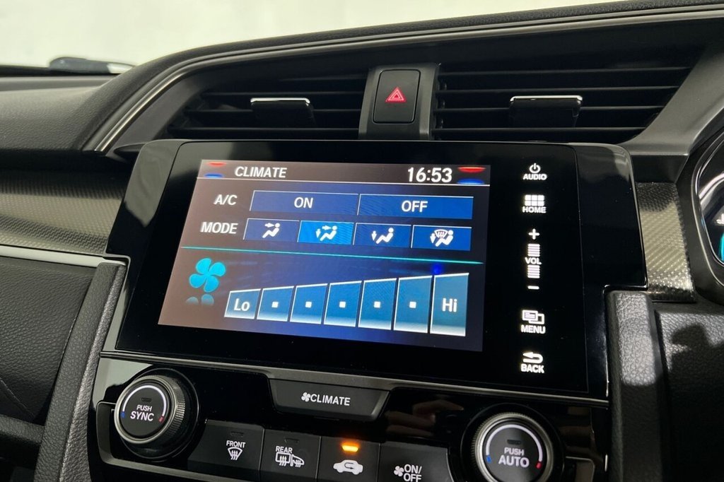 Used Honda Civic 2017 for sale - 76642144: Photo 28