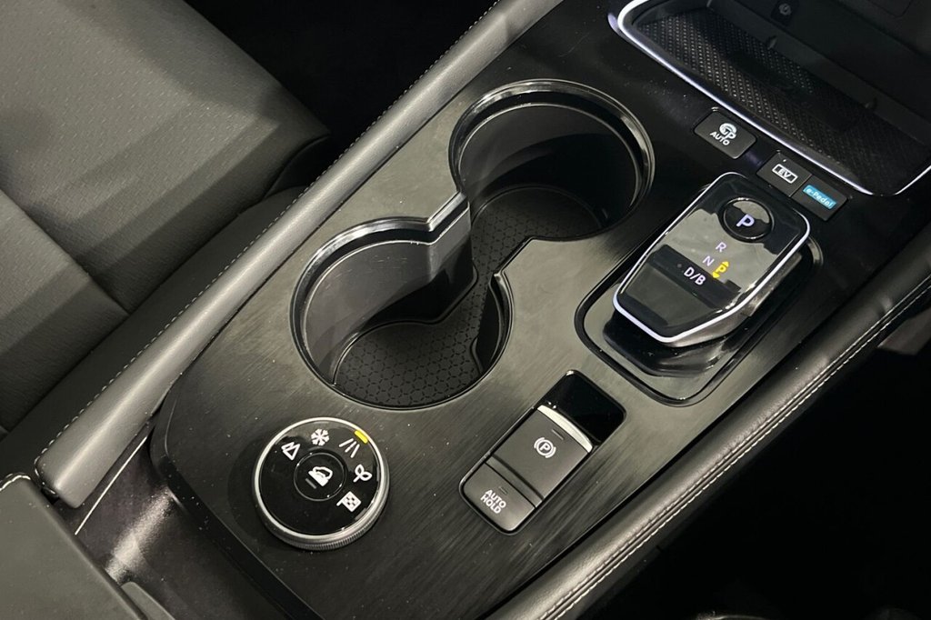 Used Nissan X-Trail 2023 for sale - 76327885: Photo 39