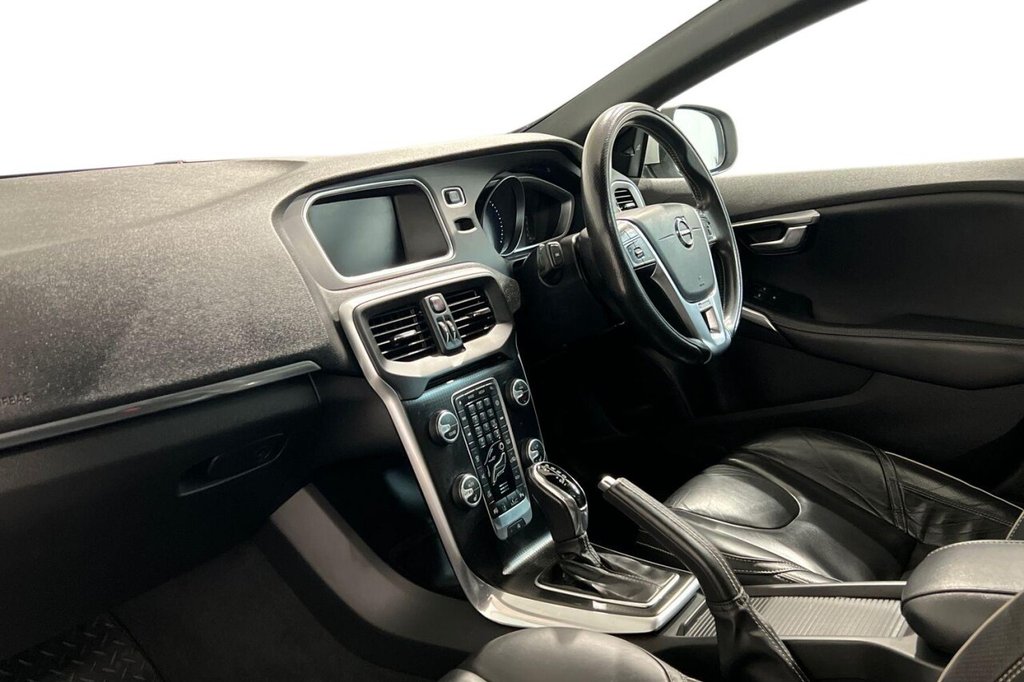 Used Volvo V40 2019 for sale - 77145606: Photo 11