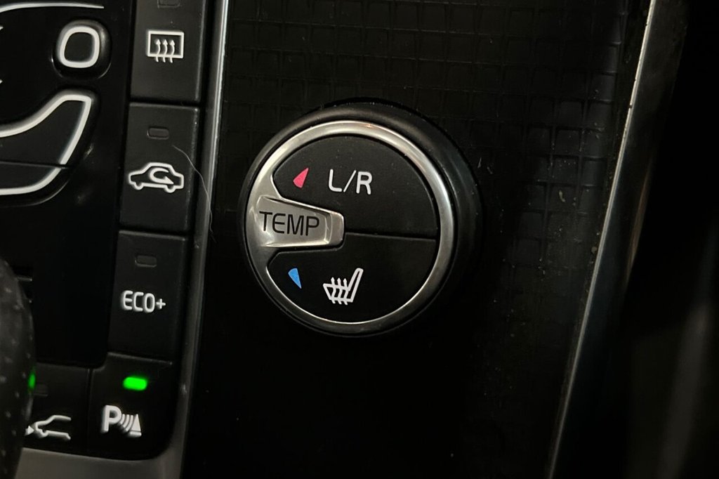 Used Volvo V40 2019 for sale - 77145606: Photo 20