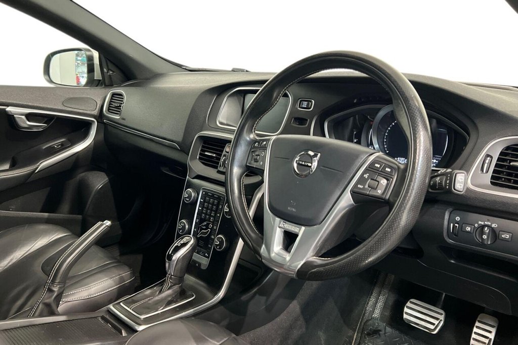 Used Volvo V40 2019 for sale - 77145606: Photo 9