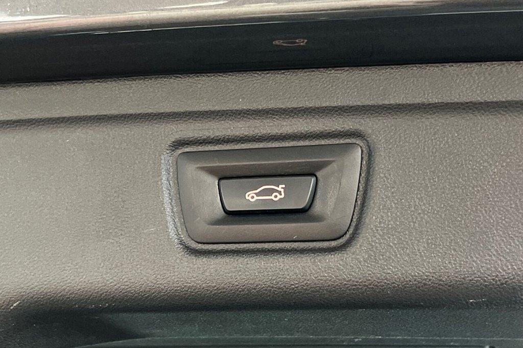 Vehicle 44