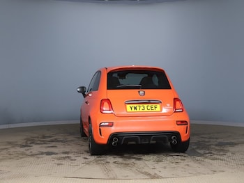 Used Abarth 695 2023 for sale - 77654972: Photo