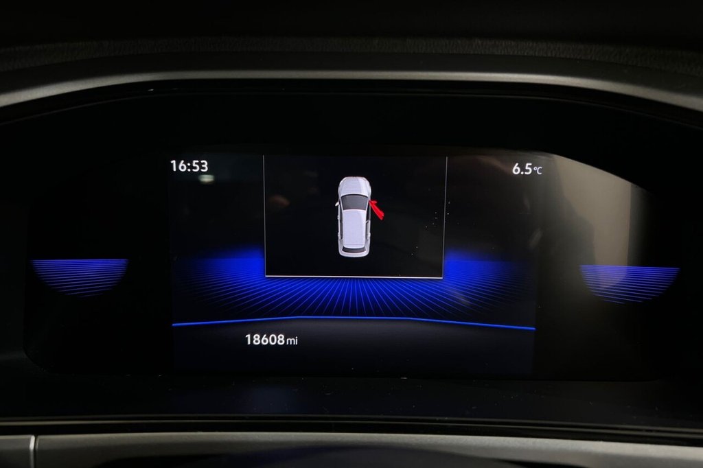 Used Volkswagen T-Roc 2023 for sale - 77110994: Photo 14