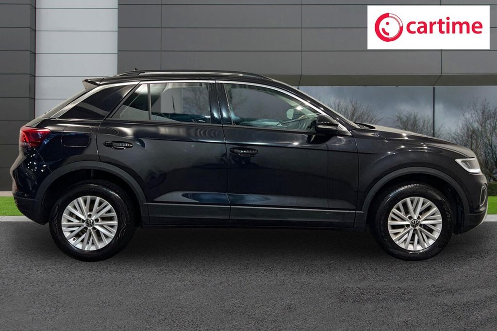 Used Volkswagen T-Roc 2023 for sale - 77110994: Photo 2