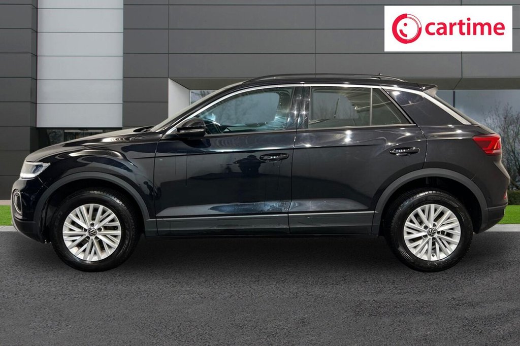 Used Volkswagen T-Roc 2023 for sale - 77110994: Photo 3