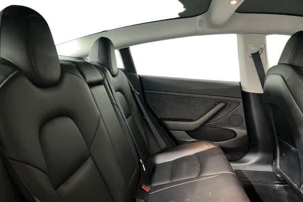 Used Tesla Model 3 2021 for sale - 76223154: Photo 10