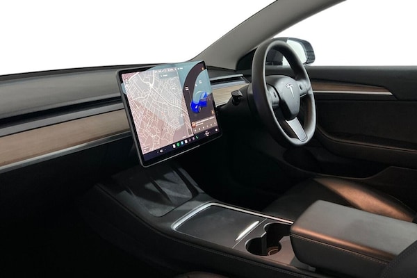 Used Tesla Model 3 2021 for sale - 76223154: Photo 11