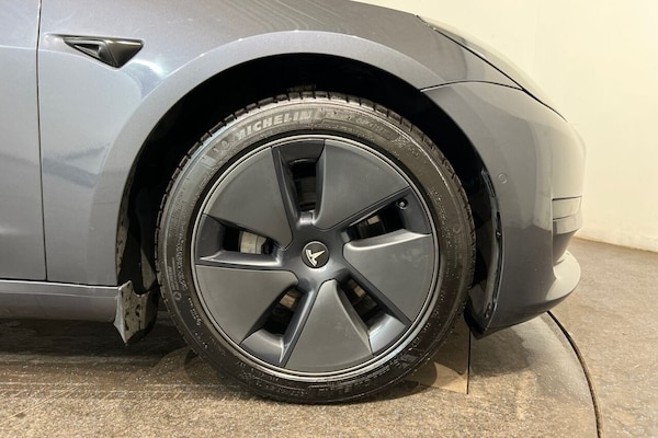 Used Tesla Model 3 2021 for sale - 76223154: Photo 14