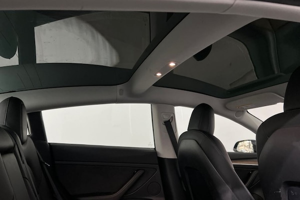 Used Tesla Model 3 2021 for sale - 76223154: Photo 16