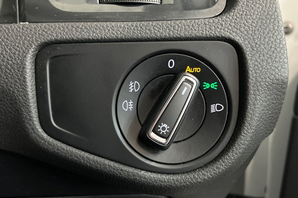 Used Volkswagen Golf 2019 for sale - 76303935: Photo 36