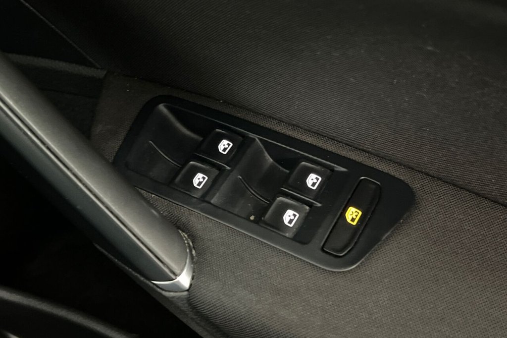 Used Volkswagen Golf 2019 for sale - 76303935: Photo 38