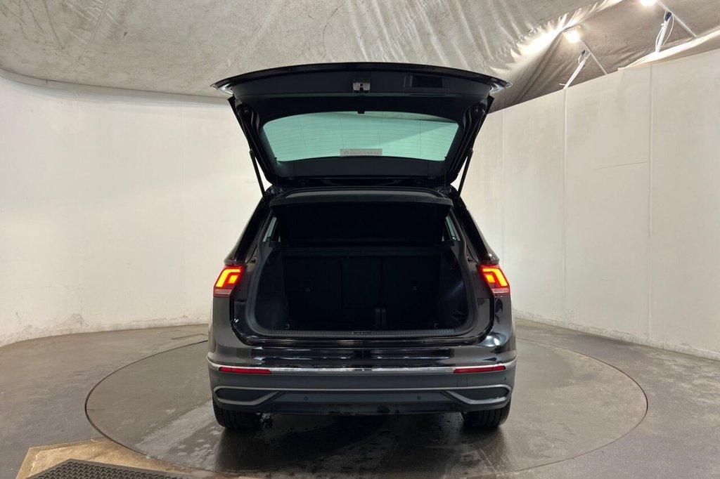 Used Volkswagen Tiguan 2022 for sale - 77576037: Photo 43